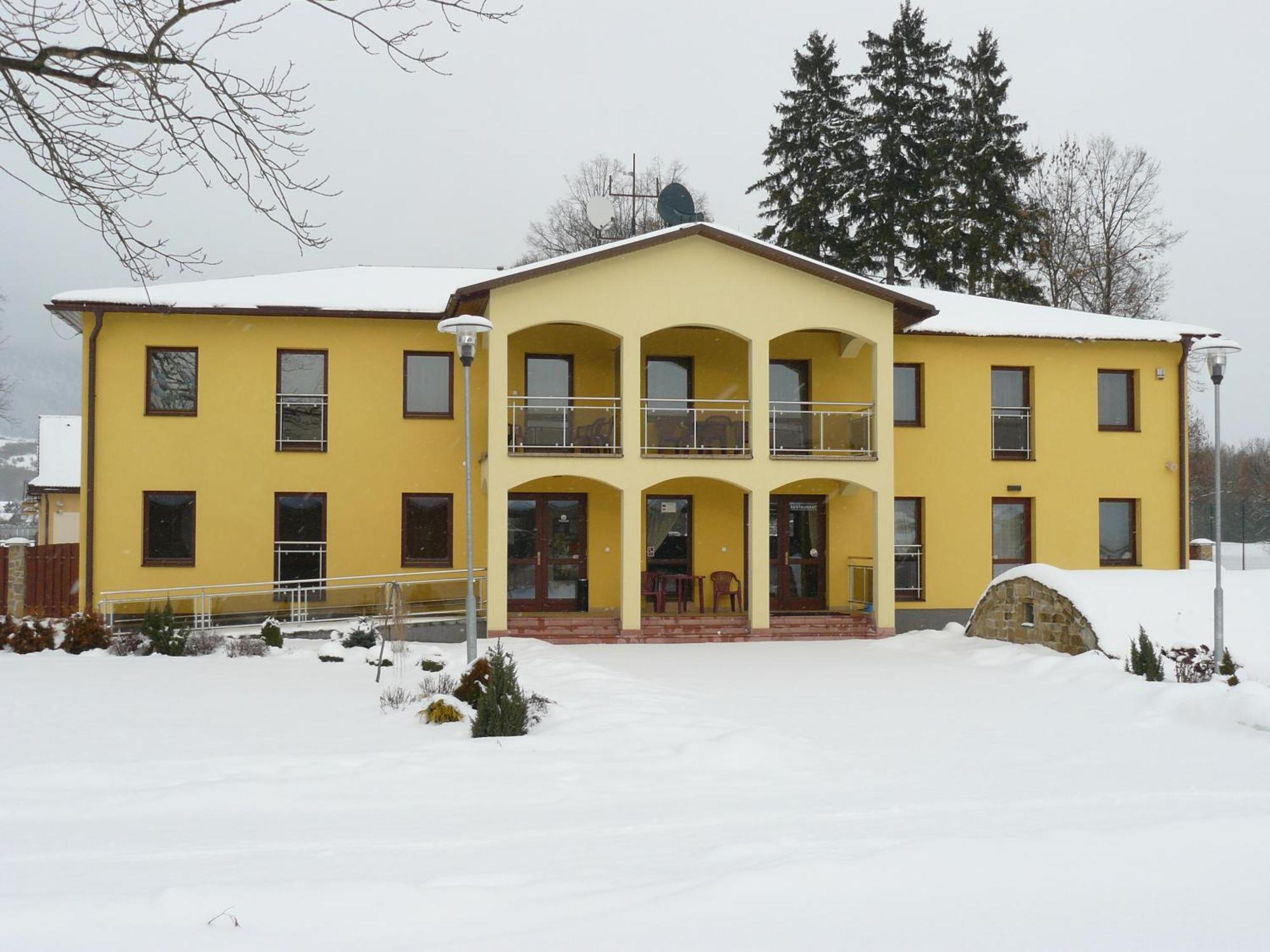 Wellness Villa Liptov Liptovská Sielnica エクステリア 写真